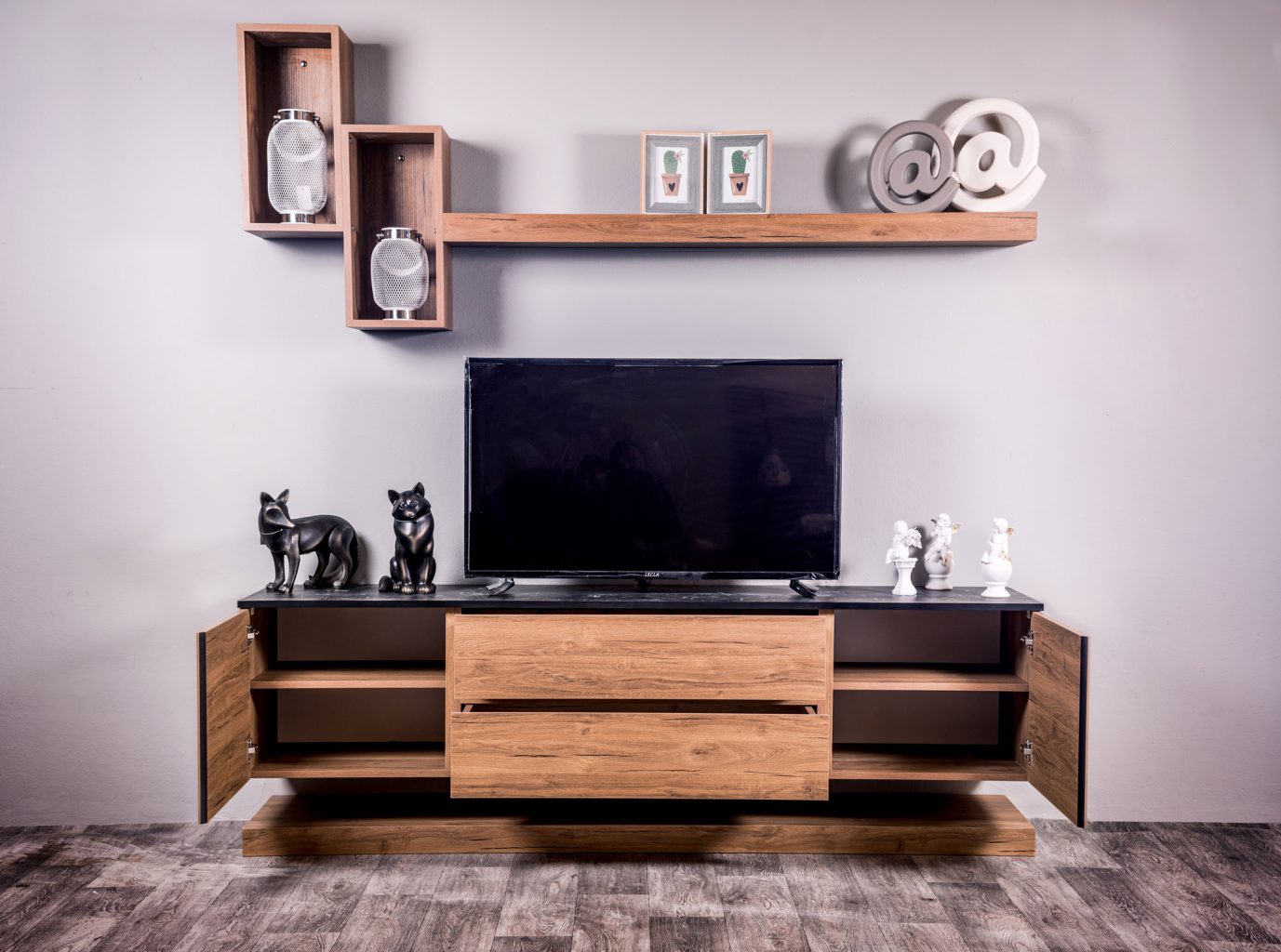 TV Console/ Upper Shelf